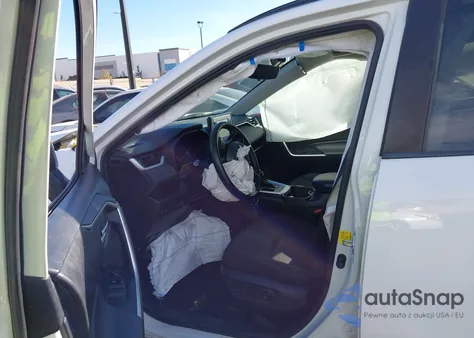 2021 Toyota Rav4 Xle from USA, damaged, VIN 2T3W1RFV2MC095713